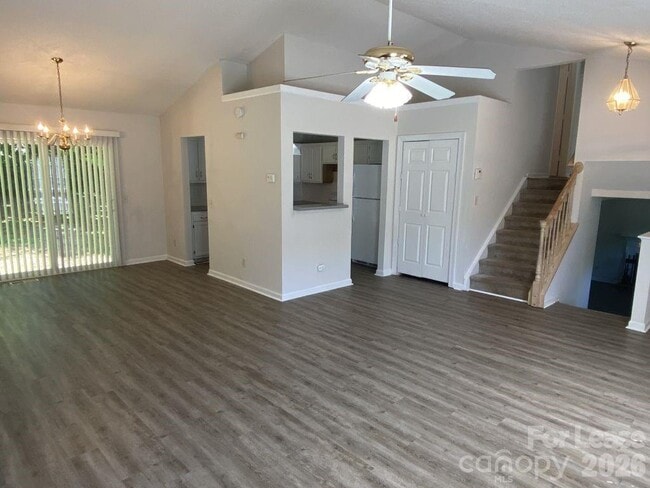 Photo - 3122 Periwinkle Ct