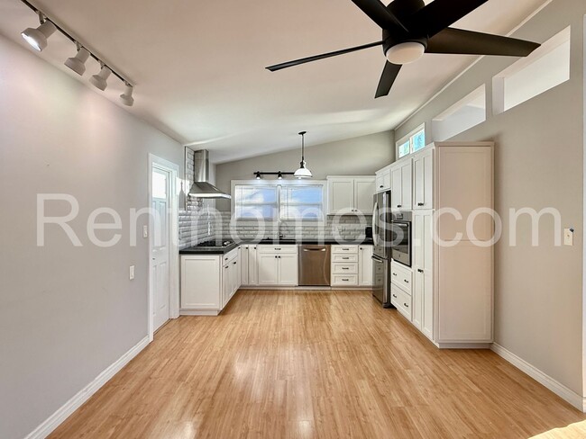 Photo - 4227 Mt Herbert Ave