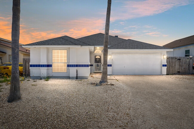 Photo - 15306 Yardarm Ct House