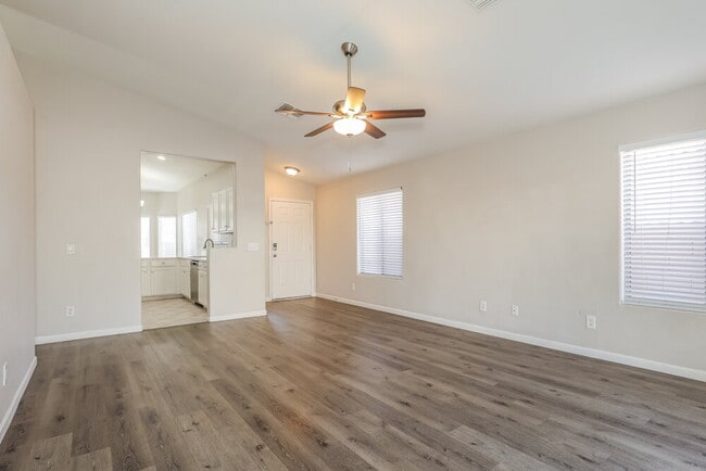 Photo - 3621 S 73rd Dr