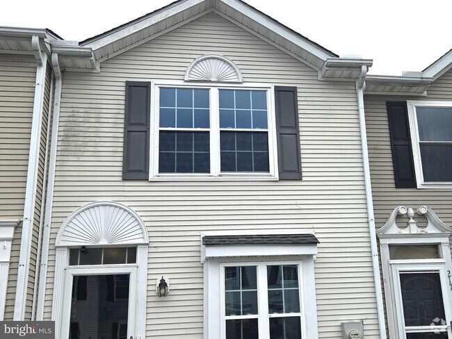 Building Photo - 219 Fieldstone Ln Rental