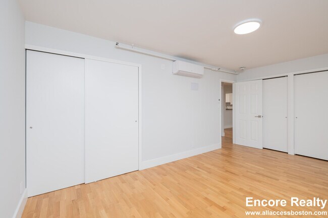 Photo - 1410 Columbia Rd Unidad 711M