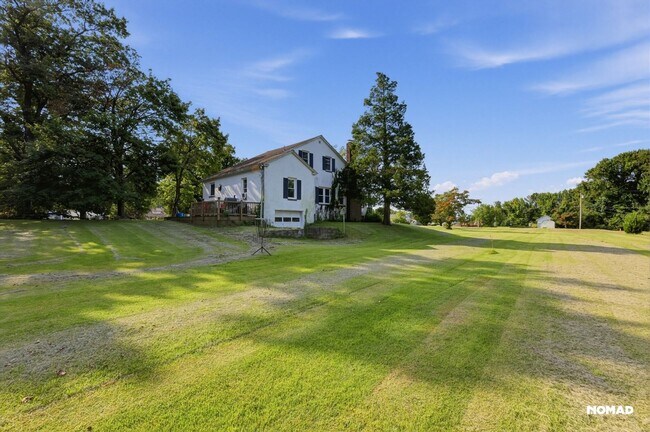 12 Church Landing Rd