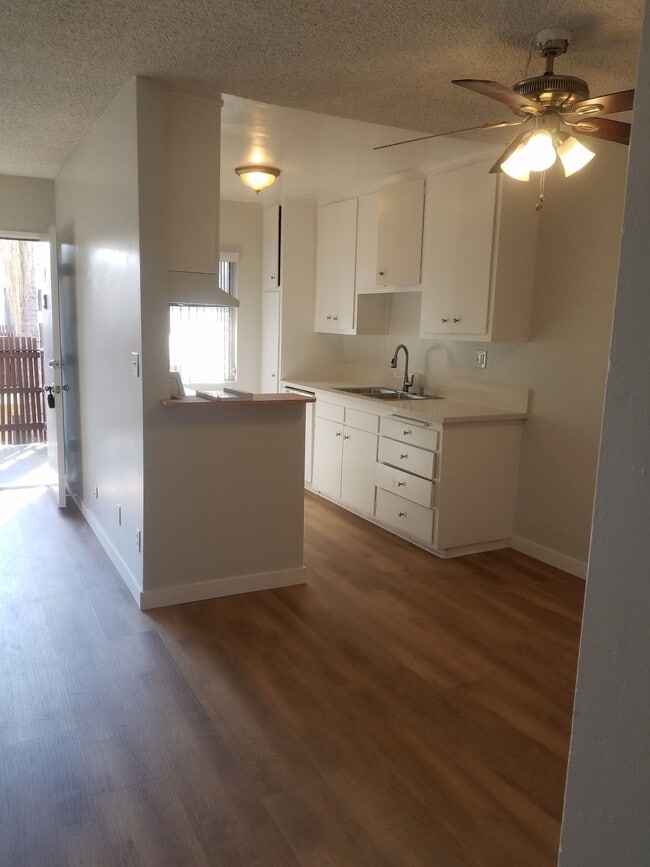 Photo - 254 Monterey Rd