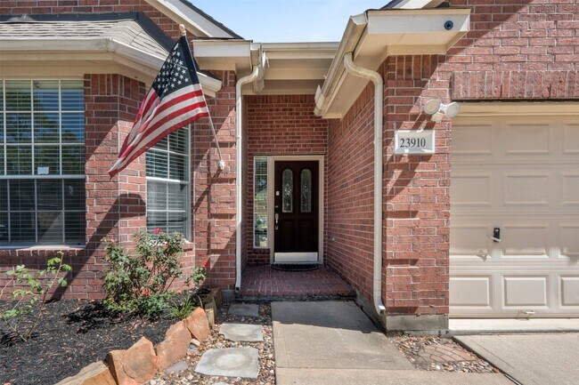 Photo - 23910 River Pl Dr