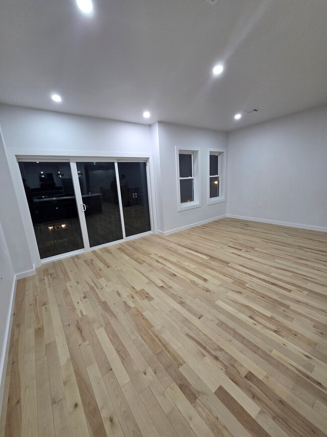 9 Voorhees St Unidad 2nd Floor