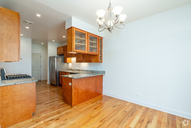 F Style - Dining Area - Princeton West Townhomes