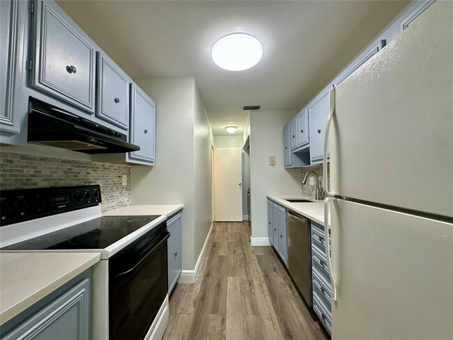 Photo - 10875 NW 29th Manor
