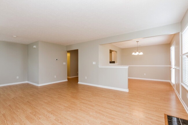 10458 Wintergreen Way