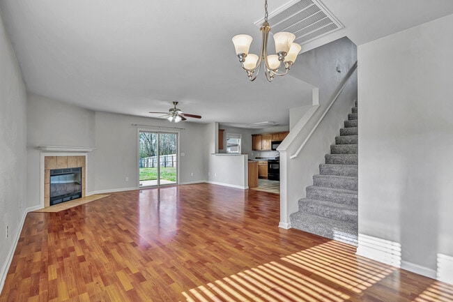 Photo - 138 Bermuda Lakes Dr