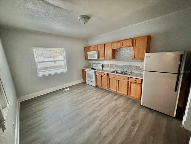 Photo - 4700 10th Ave S