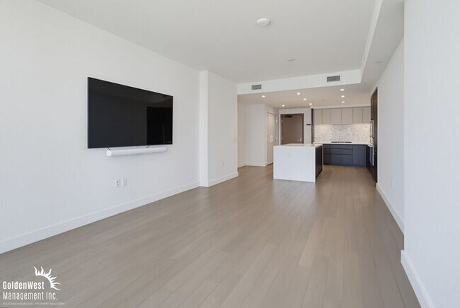 Photo - Modern 2Bdm 2Ba Condo with Stunning Bay Views in Savina Downtown San Diego!