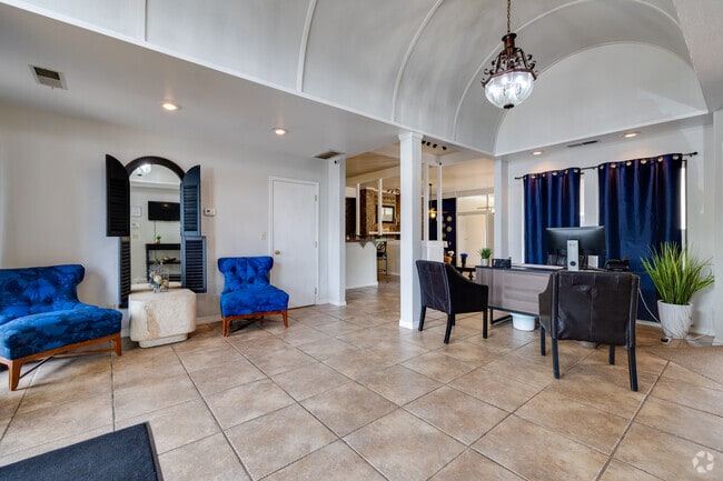 Community Clubhouse - Lincoln Glens Apartments