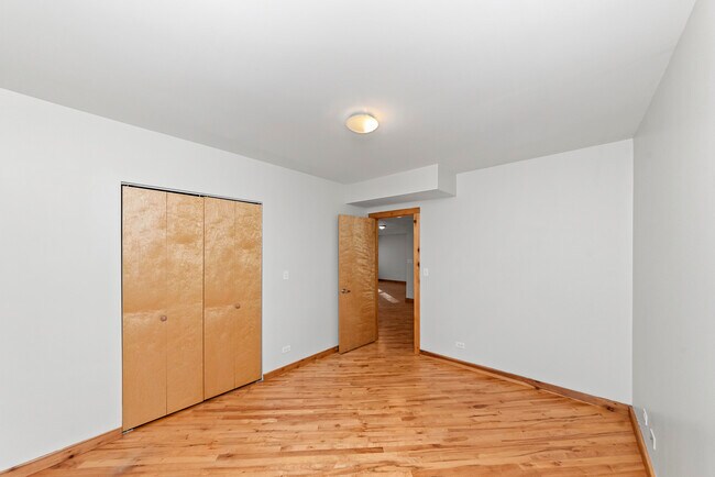Photo - 1118 E Hyde Park Blvd Unit G1