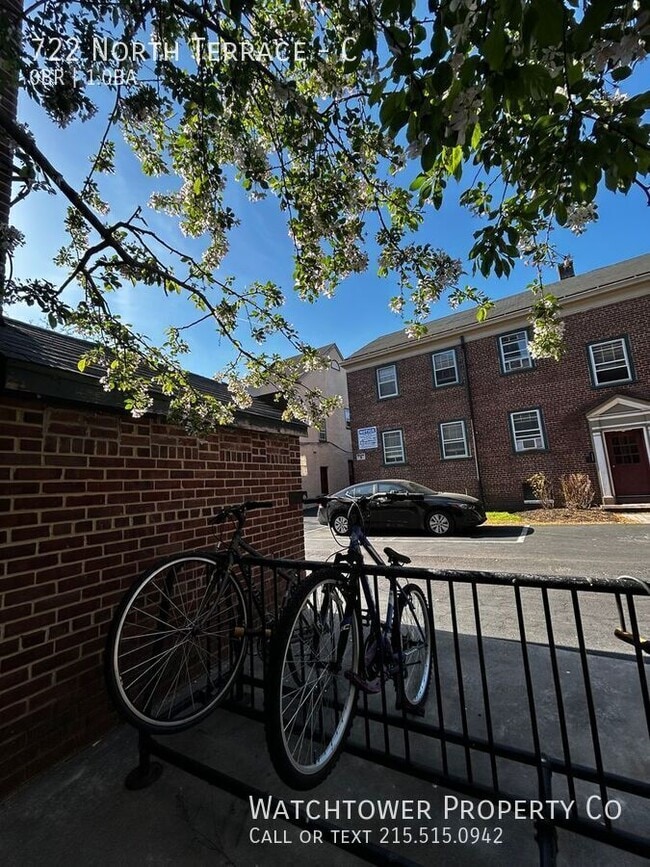 Photo - 722 North Terrace Unidad C