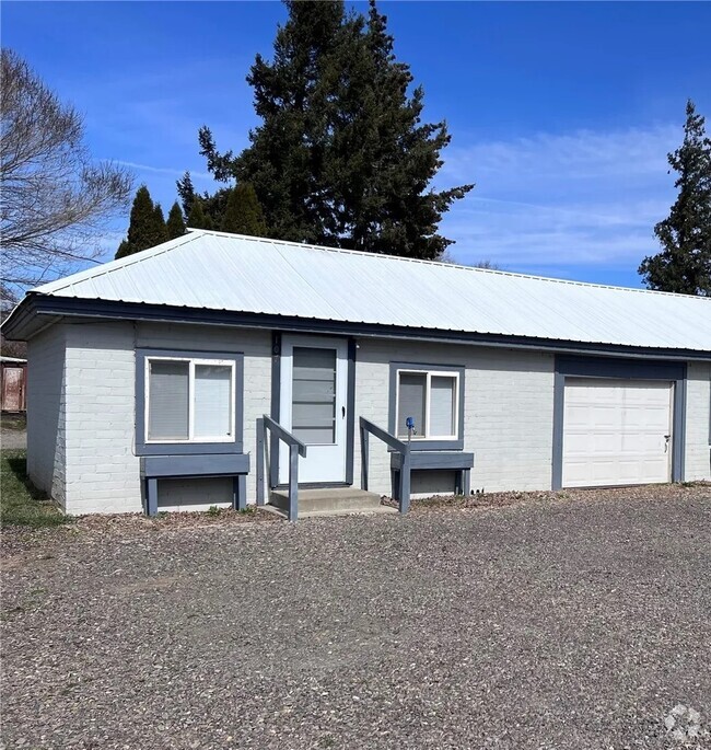 Building Photo - Kittitas Duplex Unit 107 Rental