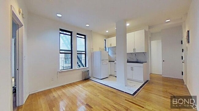 Building Photo - 2 bedroom in Manhattan NY 10003 Unit 11 Rental