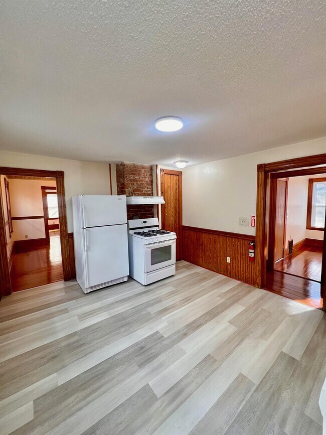 Photo - 22 Temple St Unit 22