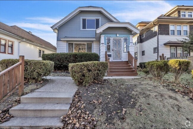 Building Photo - 2927 N 52nd St Unit #A Rental