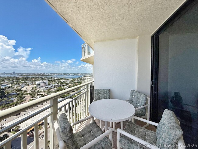 3000 N Ocean Dr Unit 20-G