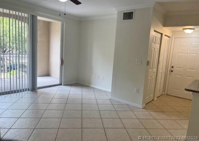 6410 Emerald Dunes Dr Unidad 204
