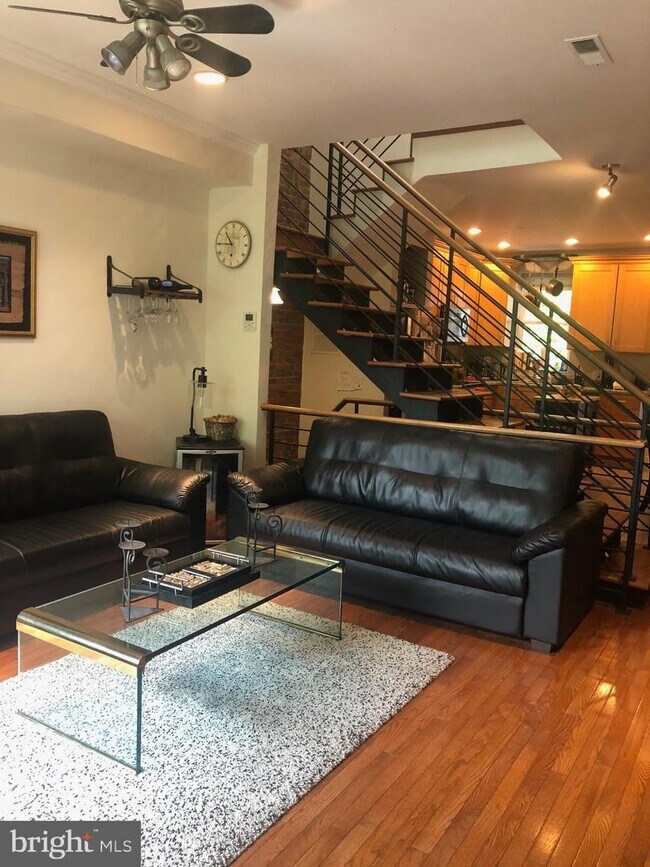 Photo - 1616 8th St NW