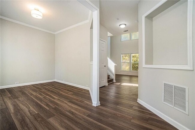 Photo - 3755 Uppark Dr