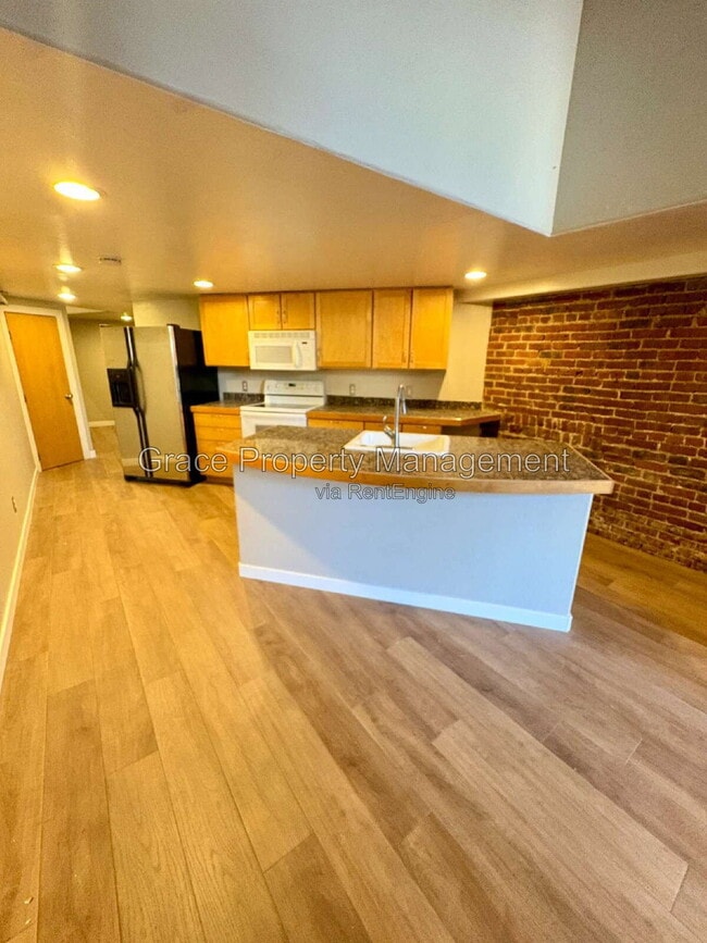 Photo - 1617 California St Unit 2f