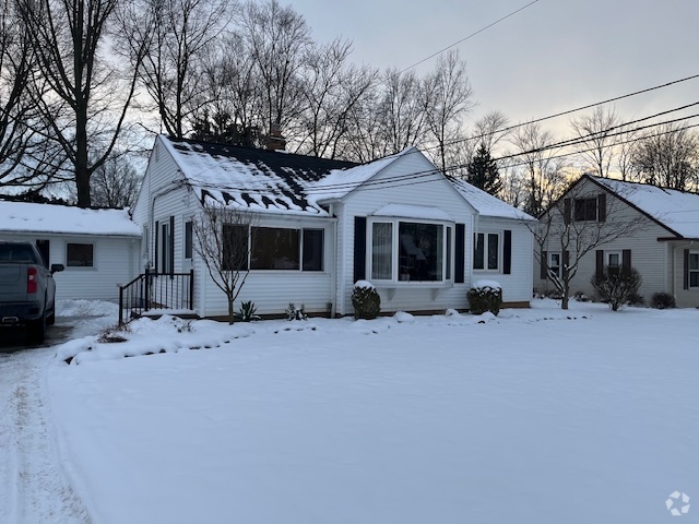 Building Photo - 23199 Cedar Point Rd Unit Main Rental