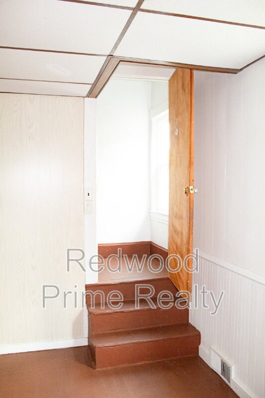 Photo - 901-903 Coleman Ave