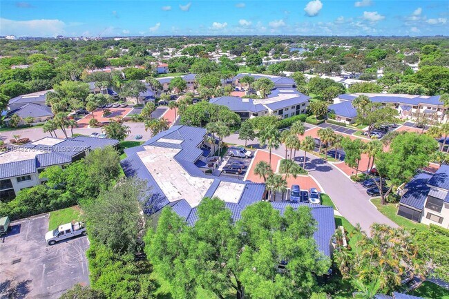 Photo - 1618 NW 81st Way Unit 1618