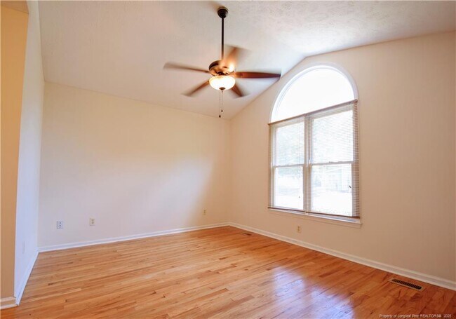 Photo - 521 Stone Way Ct