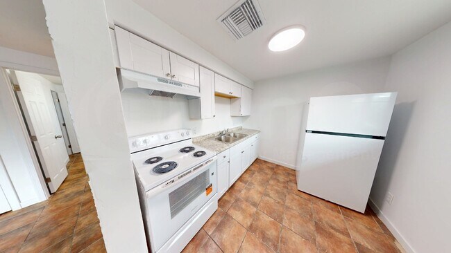 Photo - 1814 S Van Buren Ave
