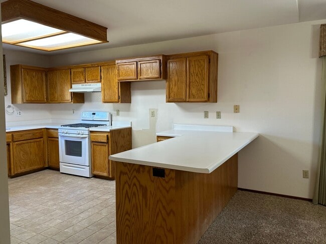 Photo - Beautiful 55+ home in Paris Park!