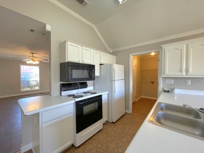 Photo - MOVE IN TODAY!