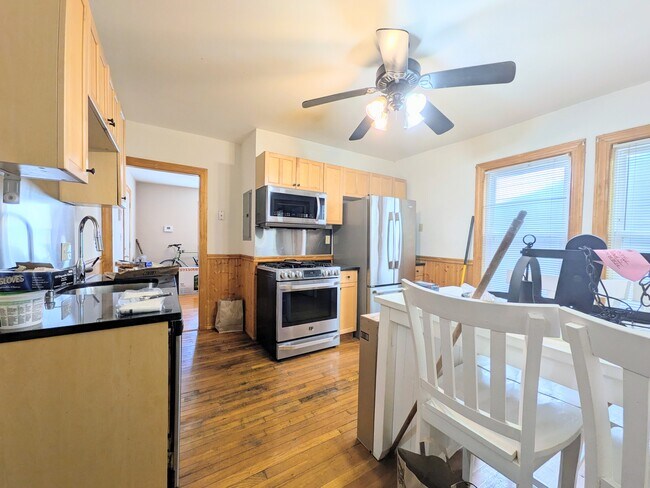 Photo - 137 Marcella St Unit 1