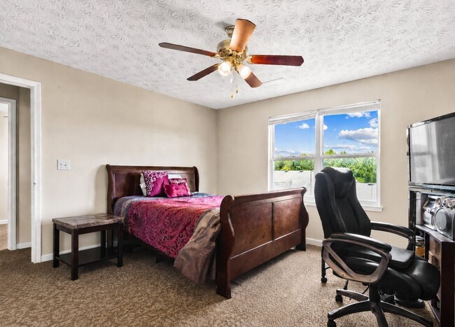 Photo - 12303 Waldrop Pl