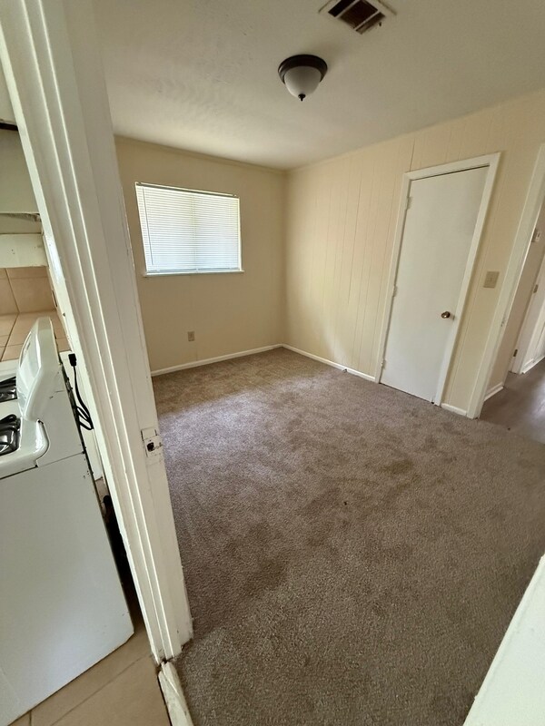 Photo - 1326 Cadillac Dr