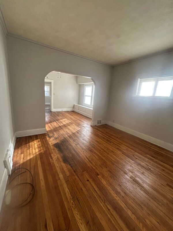 Photo - 10906 Revere Ave Unidad 1