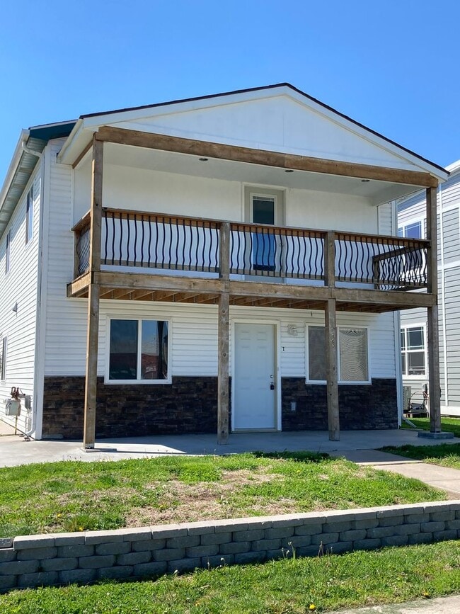 2225 R St Unit 2225 R Street #1