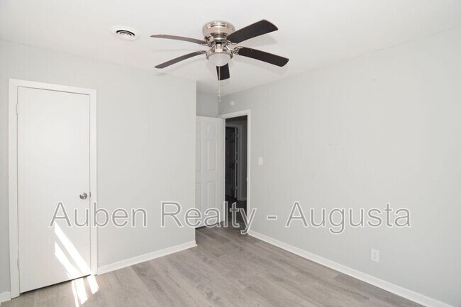 Photo - 3613 Alene Cir