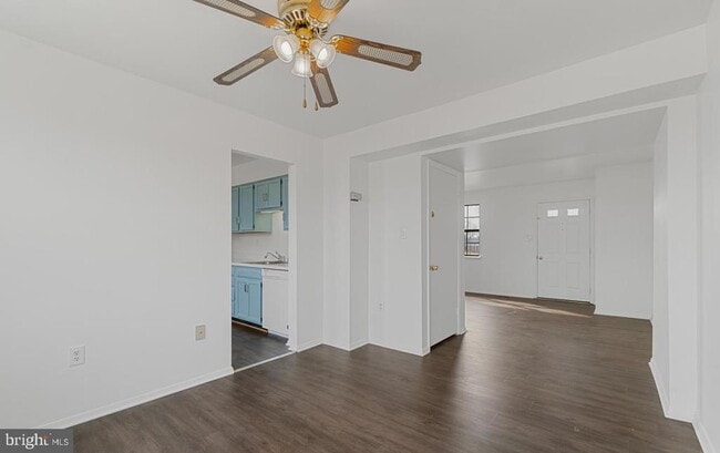 Photo - 21 Holland Hill Ct