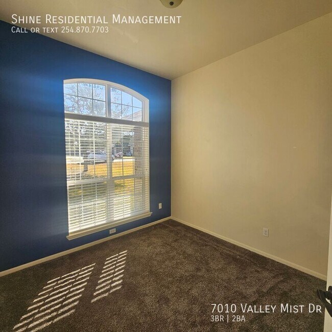 Photo - 7010 Valley Mist Dr