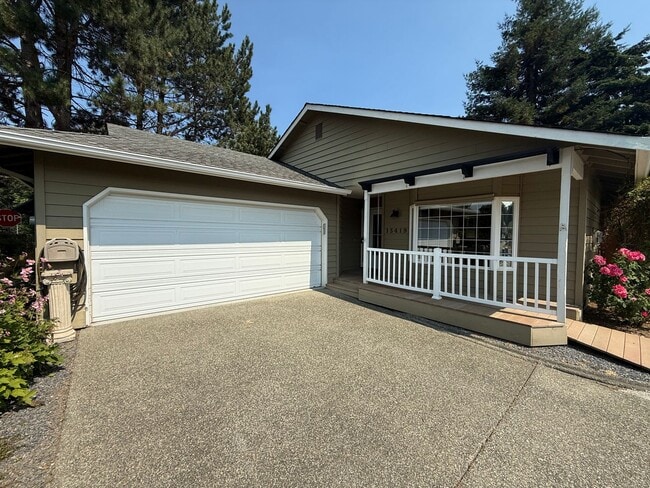 Building Photo - 15419 Mulberry Dr SE