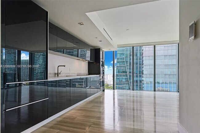 Photo - 1451 Brickell Ave Unidad 2506