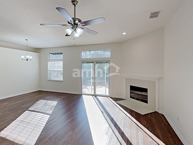 Photo - 245 Carolina Jasmine Ln