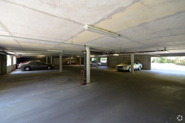 Photo - Walkover Commons