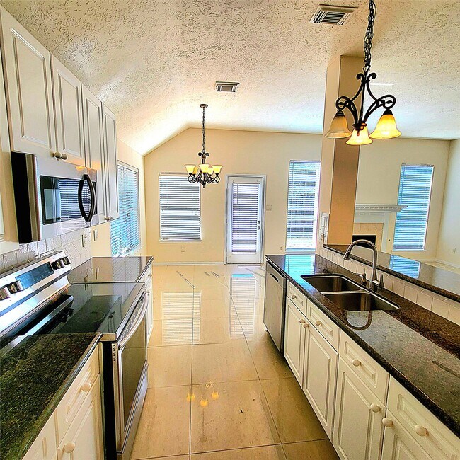 Photo - 12923 Dove Point Ln