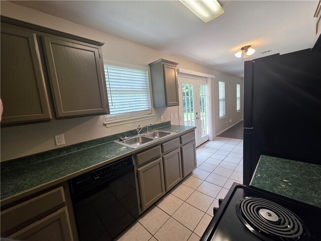 Photo - 38 Burnett Cir