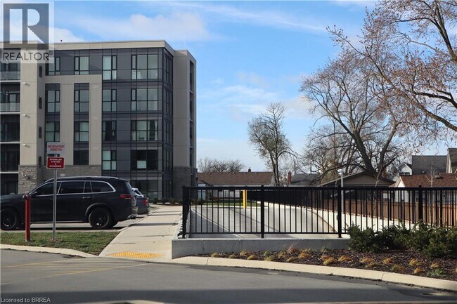 Photo - 50 Herrick Ave Unité LP41